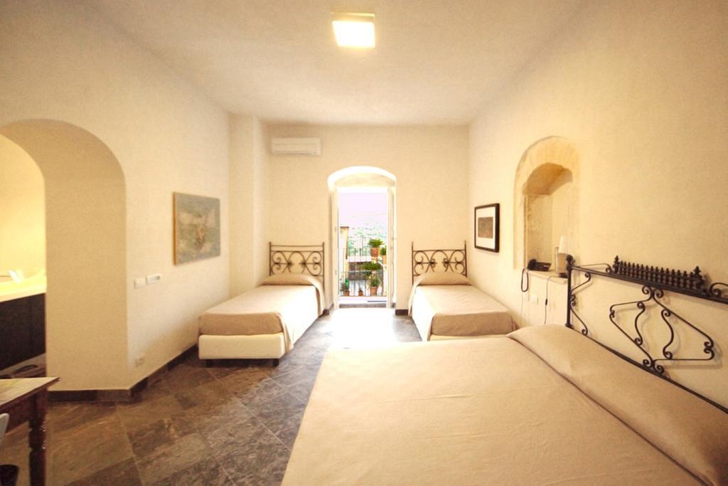 Hotel Dell'Orologio Ragusa Zimmer foto